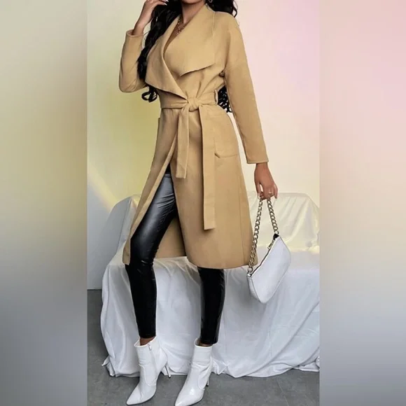 Fall/ spring overcoat - Picture 3 of 3